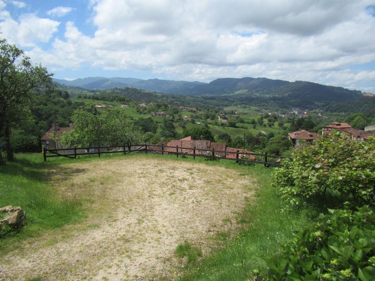 EL CORRAL DEL CARTERU - Casa Rosales Villa Infiesto Exterior foto